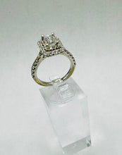 Vera Wang Love GIA Certified Center Stone Diamond Bridal Ring Set Approx 1.7 CT. T.W.  Pre-owned Item #391043