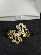 Vintage BEVERLY HILLS GOLD 14K Yellow Gold Leaf Filigree Open Work Ring - Sz 8.5 Preowned item #89008A