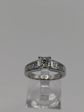 Ladies Platinum & Diamond Engagement Ring 1.19 CTW VS1, H/G Color Size 7 , Item #257316b