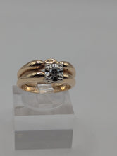 Ladies Elegant 14K Yellow Gold Ring with White Gold Prong Head, 0.10CT VS1 H Color, Sz. 5 Preowned item #249668