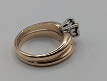 Ladies Elegant 14K Yellow Gold Ring with White Gold Prong Head, 0.10CT VS1 H Color, Sz. 5 Preowned item #249668