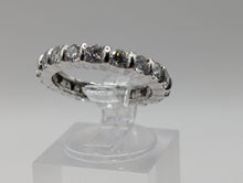 1.75 Ct Round Bar Set Diamond Eternity Wedding Band Ring in Platinum, Pre-owned item #266935b