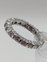 1.75 Ct Round Bar Set Diamond Eternity Wedding Band Ring in Platinum, Pre-owned item #266935b