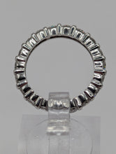 1.75 Ct Round Bar Set Diamond Eternity Wedding Band Ring in Platinum, Pre-owned item #266935b