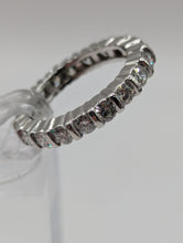 1.75 Ct Round Bar Set Diamond Eternity Wedding Band Ring in Platinum, Pre-owned item #266935b