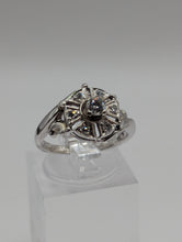 Antique Art Deco Style 0.25CTW 7 Diamond Flower Cluster Ring in 14K White Gold, Pre-owned item #276165c